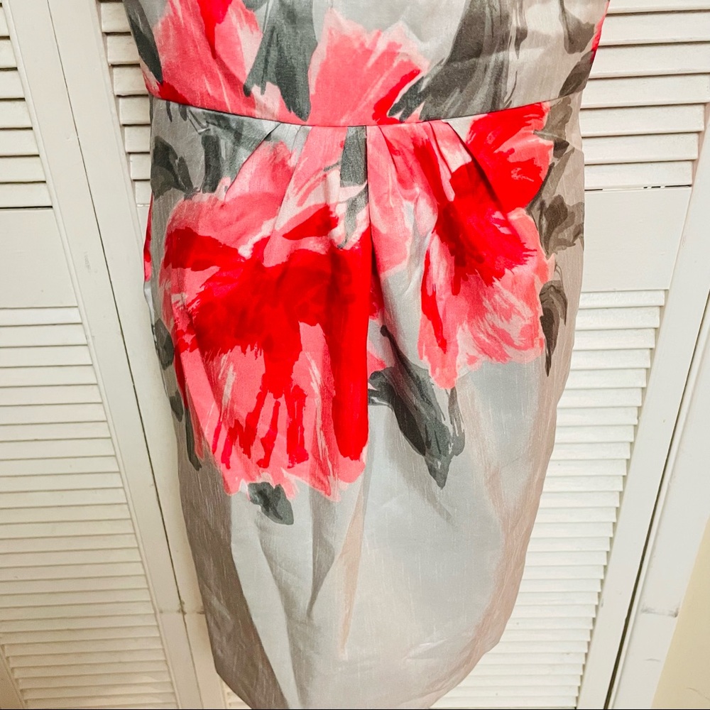 SD Collection Dress - Picture 3 of 4